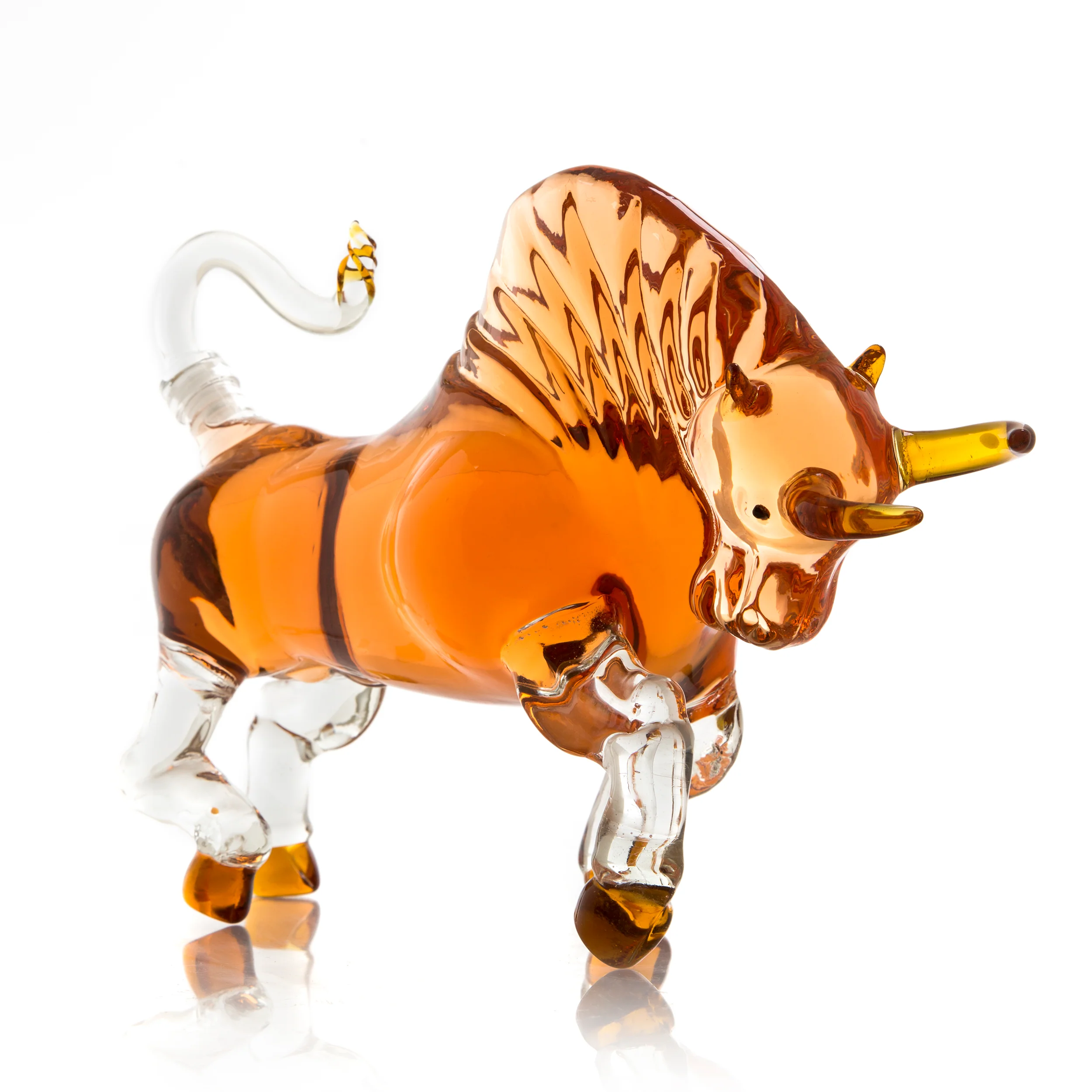 Bull The Wine Savant Charging Bull Heads Forward Animal Liquor Decanter Made For Bourbon, Whiskey, Scotch, Rum, or Tequila, Zodiac Shape Clear - Image 3
